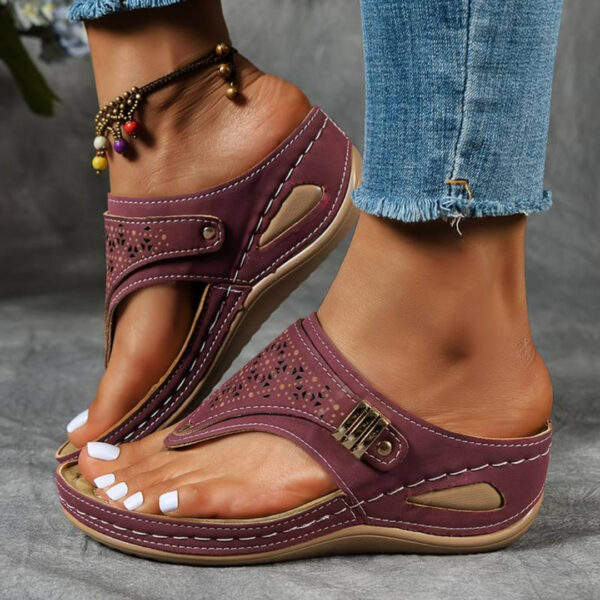 Thalassa - Lightweight Orthopedic Sandals