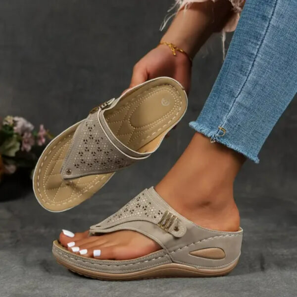 Thalassa - Lightweight Orthopedic Sandals