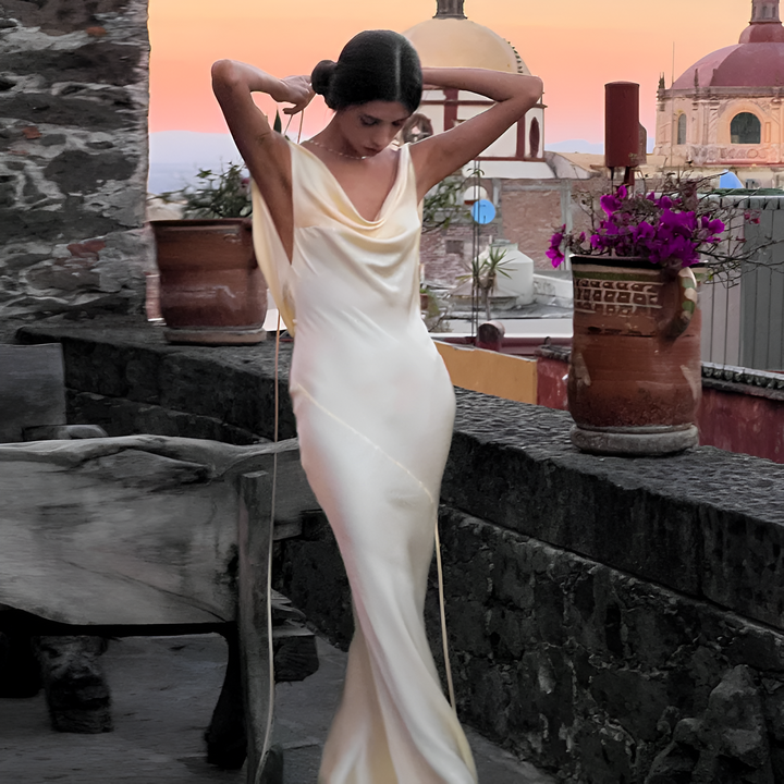 Sara - Elegant Off-Shoulder Backless Maxi Evening Dress