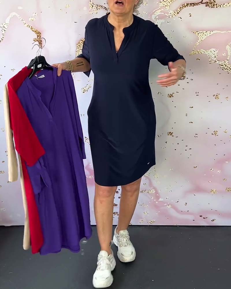 Savanna - Simple V-neck Dress