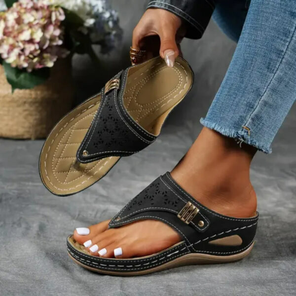 Thalassa - Lightweight Orthopedic Sandals
