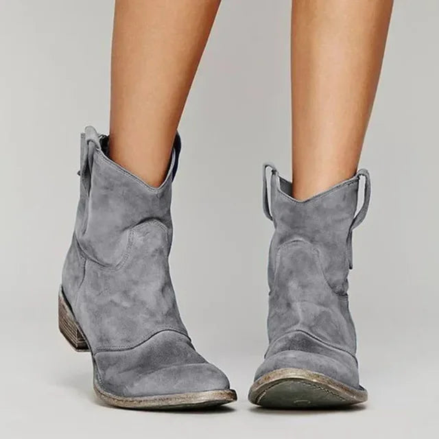Janine – Vintage Cowboy Ankle Boots