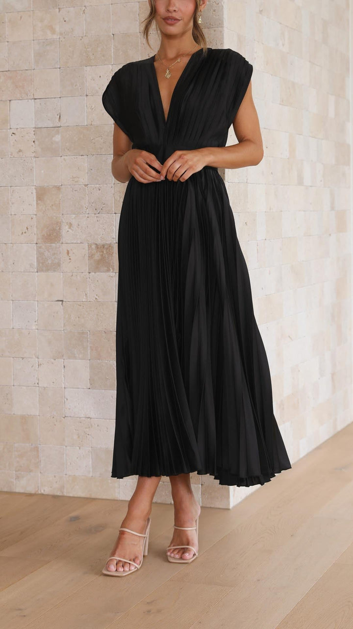 Junavelle - Elegant Pleated Dress
