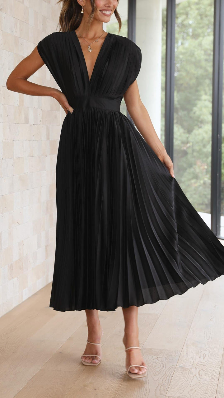 Junavelle - Elegant Pleated Dress