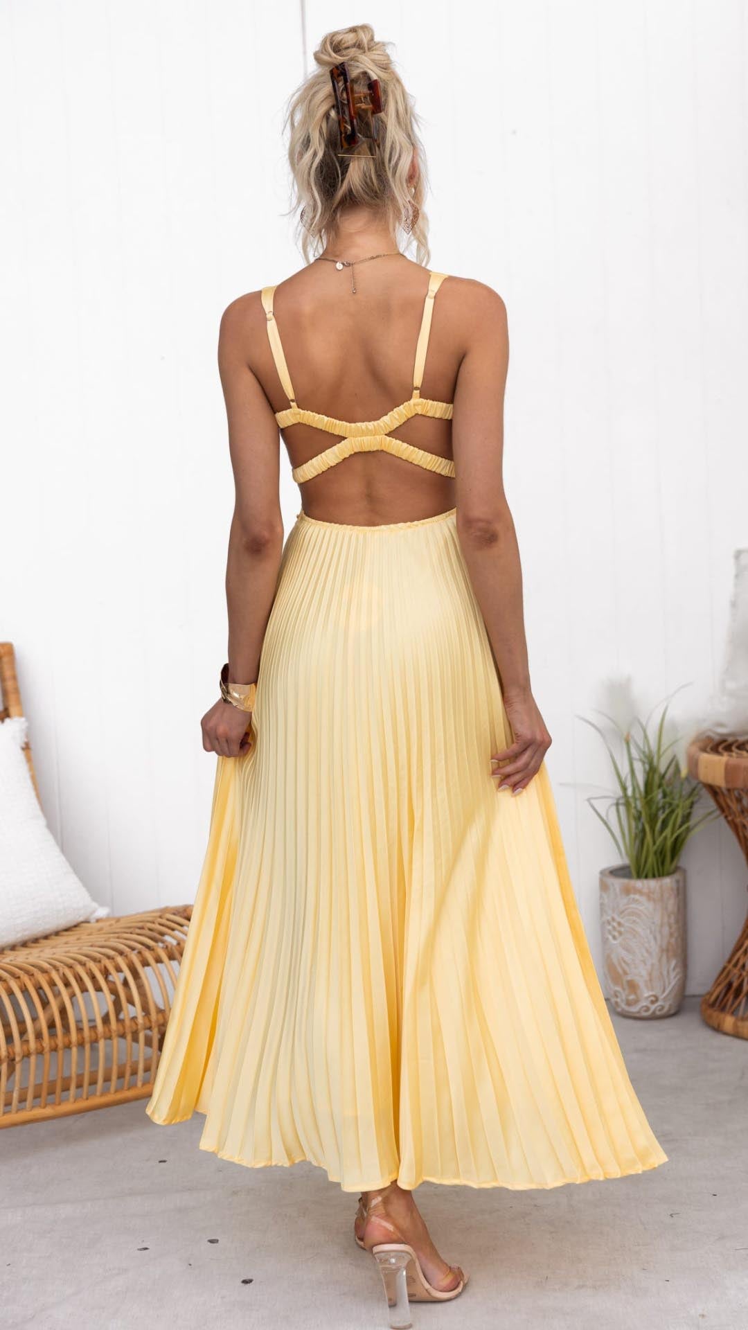 Fiorenza - Yellow pleated V-neck maxi dress