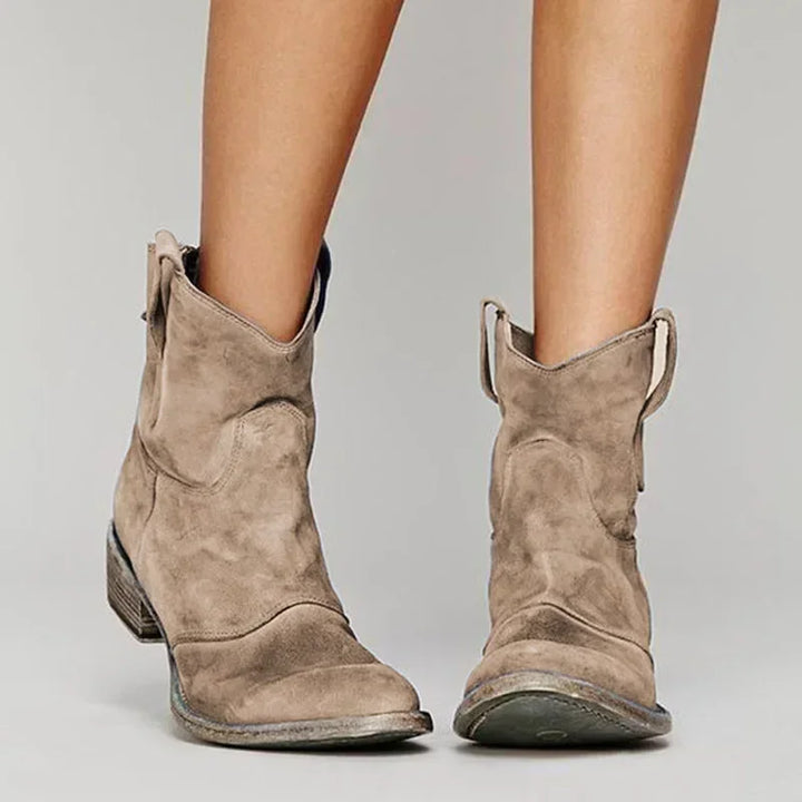 Janine – Vintage Cowboy Ankle Boots