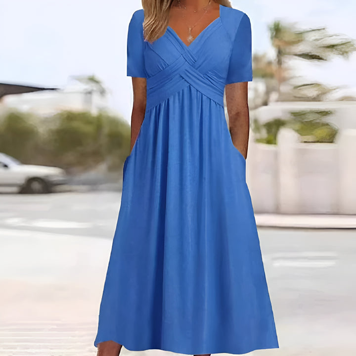 Henley - Elegant and flattering dress