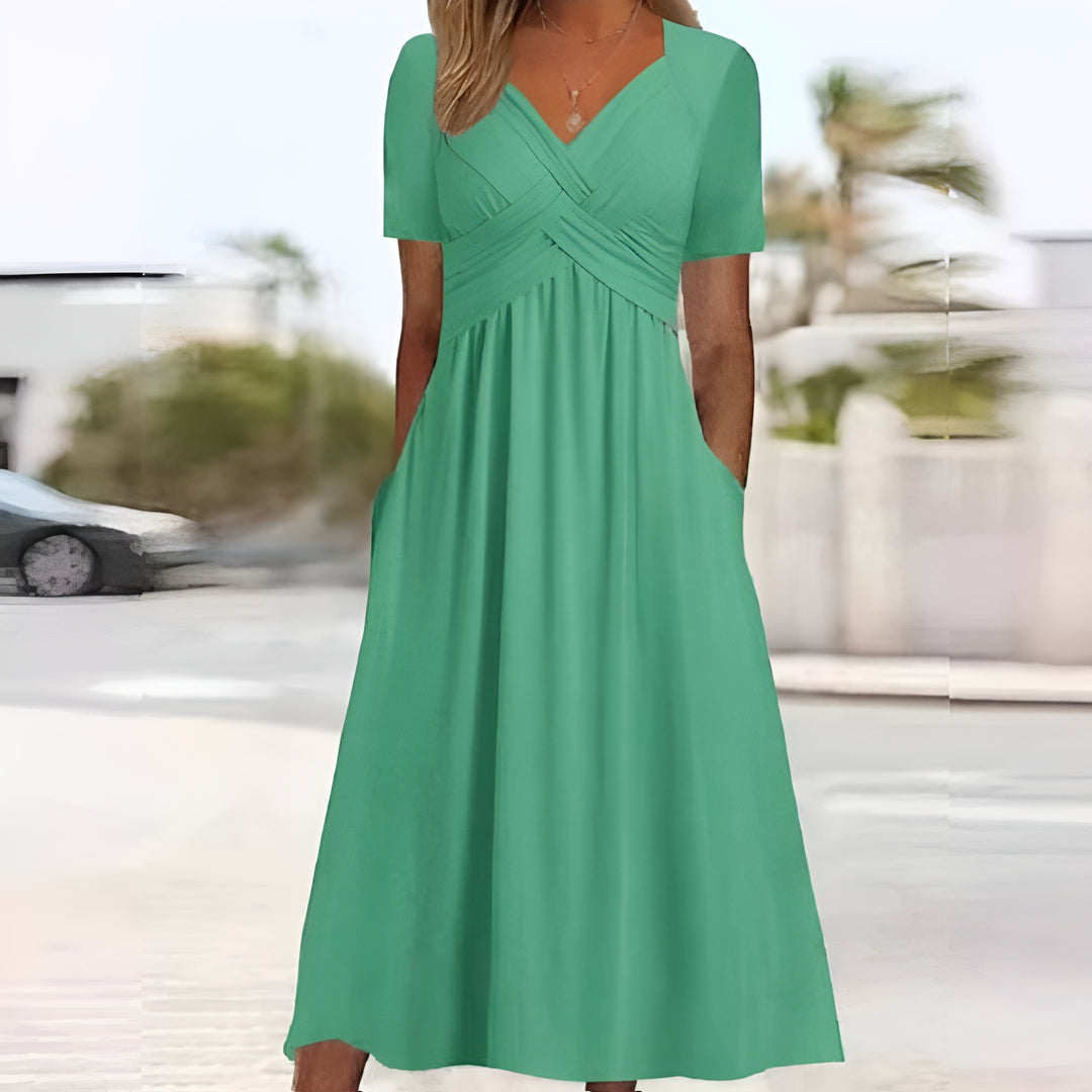 Henley - Elegant and flattering dress