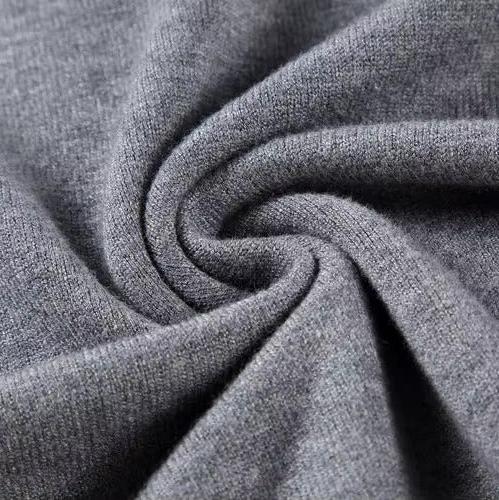 Lederik - Elegant and comfortable turtleneck